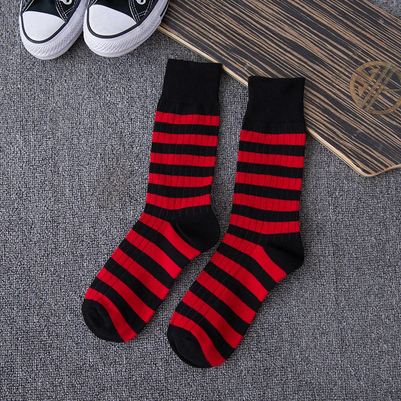 New Women Striped Printed Cotton Socks Harajuku Fashion High Quality Novelty Funny Casual Happy Street Skate Socks Autumn Winter