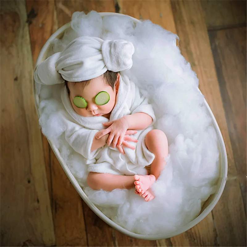 Newborn Photography Props Infant Bathrobe Backdrop Basket Stuffer Cotton Yellow Duck Toy Decoration Accessories