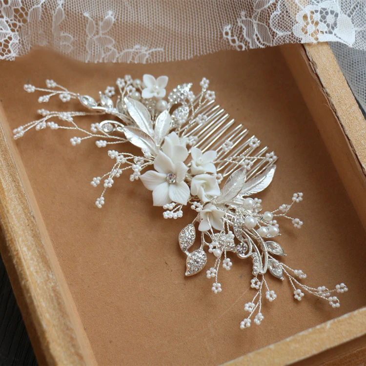 Delicate Wedding Hair Comb Accessories White Flower Bridal Headpiece Jewelry Pearls Women Hair Oranement