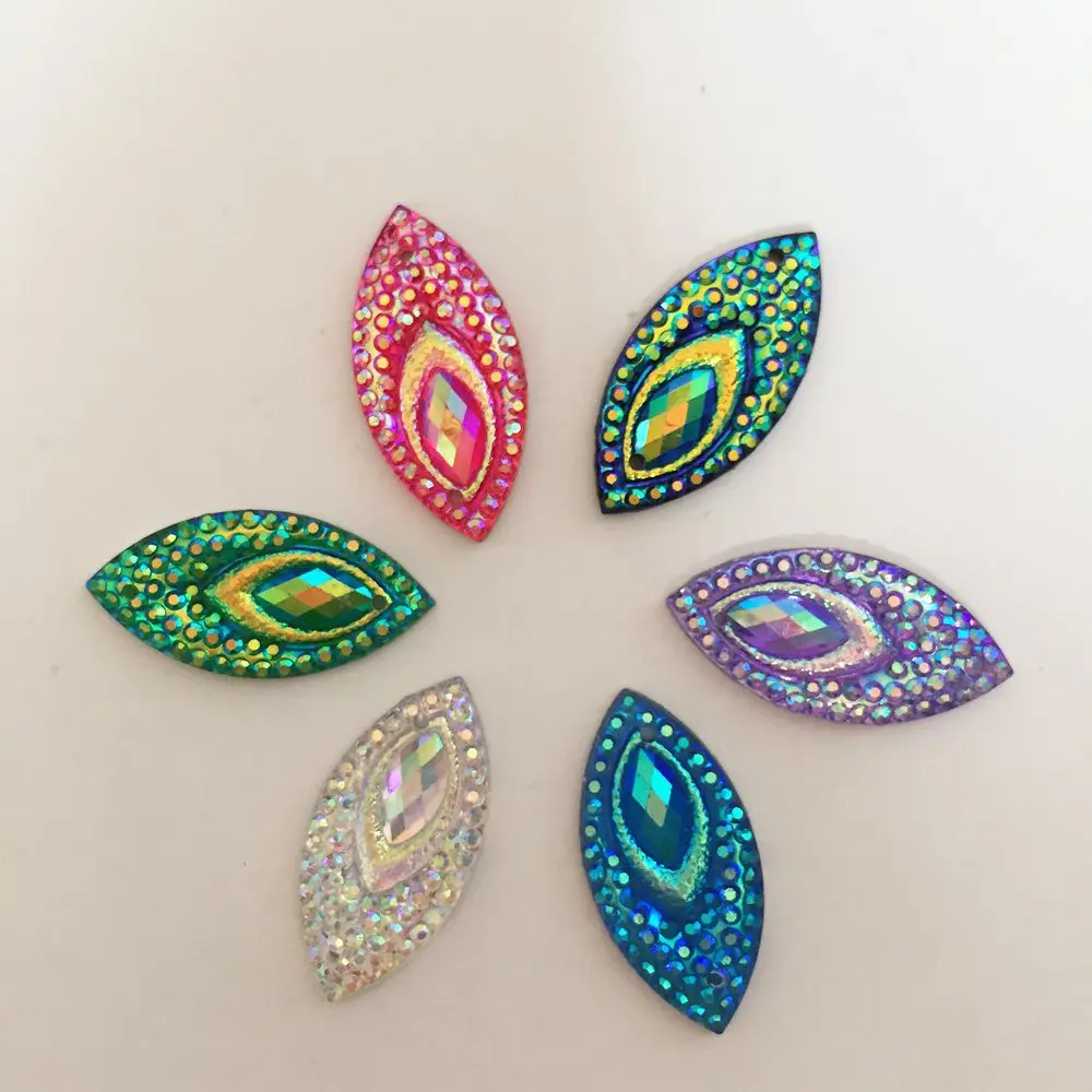 40PCS Random mixed AB Resin Horse eye Flatback Rhinestone Wedding decoration 2 Hole C92A