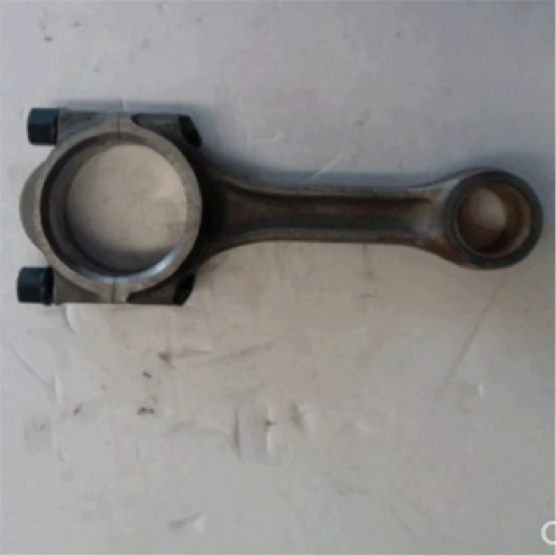 Zhejiang Xinchai Engine Accessories: Connecting Rod 4D35ZG31, Figure No. 4D35T-04200