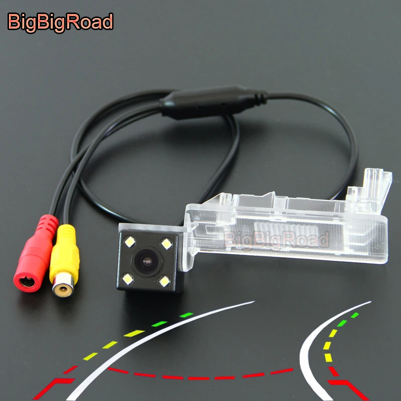 BigBigRoad Car Intelligent Dynamic Trajectory Tracks Rear View Camera For Skoda Rapid Liftback / Hatchback 2012 2013 2014 2015