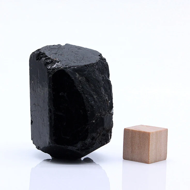 Natural black tourmaline specimens of tourmaline ore mineral crystal tourmaline Khan steam room home stone 01