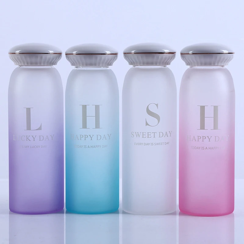 

2018 Glass Water Bottle BPA Free Water Drinking Bottle Fashion Multi Color Popular Glass Water bottles Readily Bottle With Lid