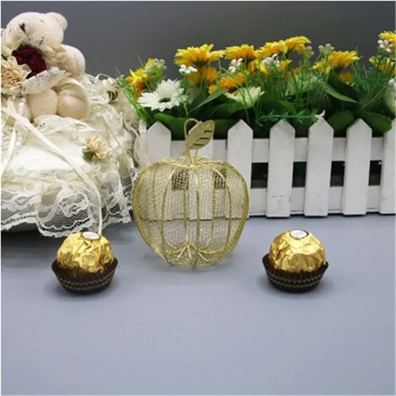 Golden wrought iron apple shaped iron cage crafts Wedding candy box gift box jewelry box