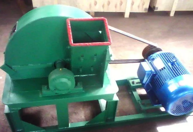 Aplikasi Mesin untuk Membuat Serutan Kayu/Kayu Alat Cukur untuk Kuda Tempat Tidur