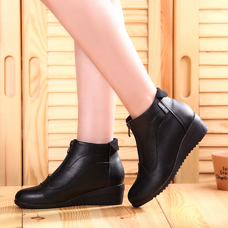 Fashion Women\'s Boots Woman soft Leather Ankle Boots women warm plush winter shoes Woman Snow Comfortable Dance boots