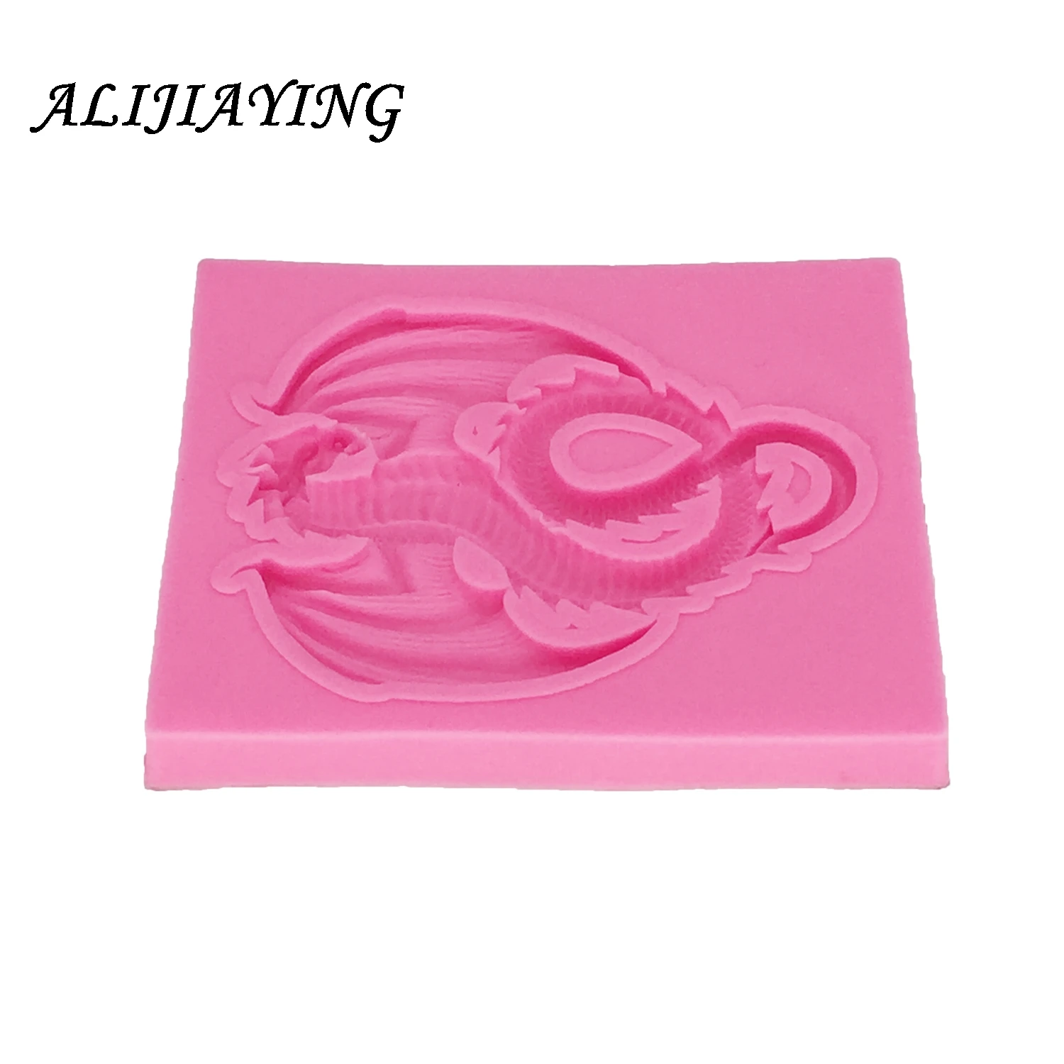1Pcs Flying dragon shape Silicone Fondant Molds Wedding Cake Decorating Tools Candy Clay Gumpaste Chocolate Moulds D1012