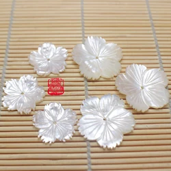 15/20/26/28/30MM White Natural Mother Of Pearl Shell Beads Carved Flower Charms DIY Seashell Beads for Jewelry Making Accessory