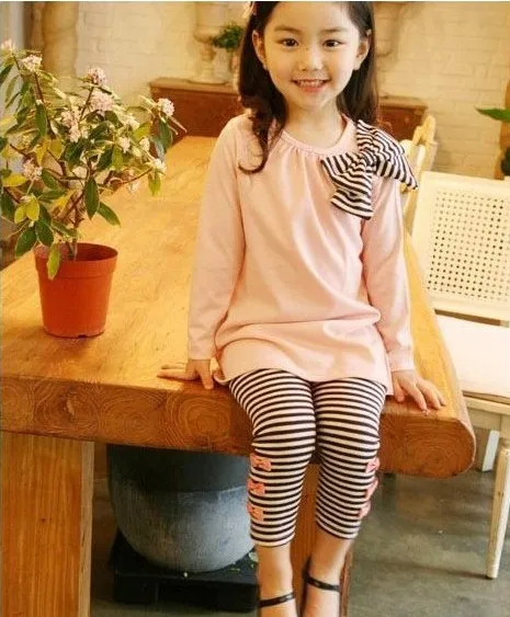 Retail and wholesle 2022 spring and autumn toddler girl clothing sets children clothes kids top with bow+striped leggings 2pcs