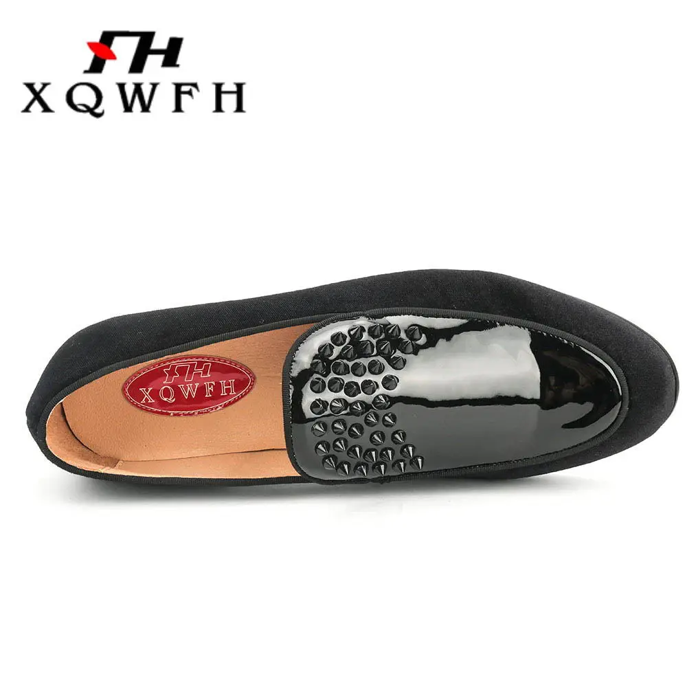 XQWFH Fashion Black Spikes Loafers for Men Handmade Velvet Dress Shoes Glossy Leather Casual Shoes Male Business Slip-on Flats