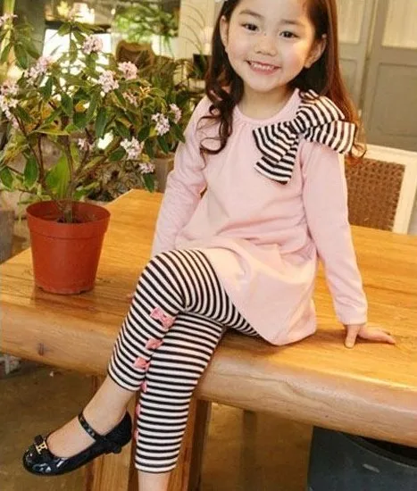 Retail and wholesle 2022 spring and autumn toddler girl clothing sets children clothes kids top with bow+striped leggings 2pcs