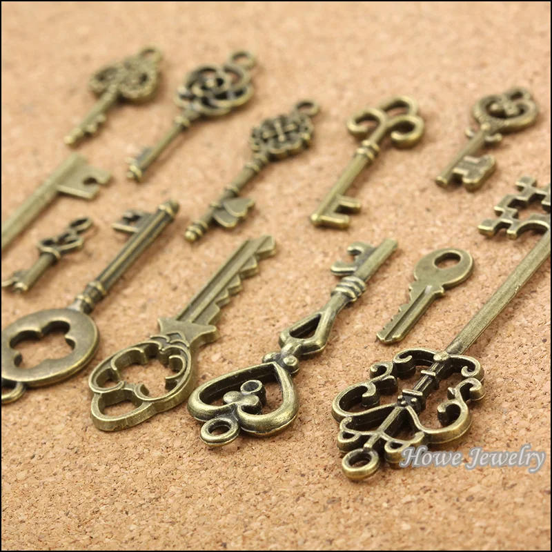 Mix 39 stücke vintage charme schlüssel Antike bronze Zink-legierung Fit Armband Halskette DIY Metall Schmuck Erkenntnisse 10011