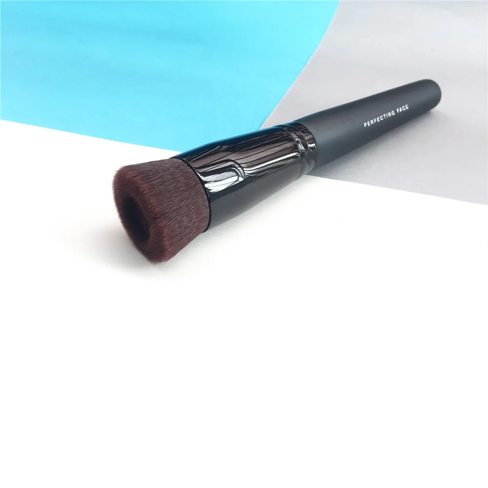 bdbeauty Perfecting Face Foundation Brush - Uniquely Concave Design Full Coverage Foundation Brush