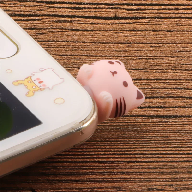 Cute Cat wtyczka pyłu 3.5MM gniazdo słuchawkowe wtyczka dla iPhone 6 7 8Plus telefon komórkowy Aux osłona przeciwpyłowa Cartoon Android ochrona