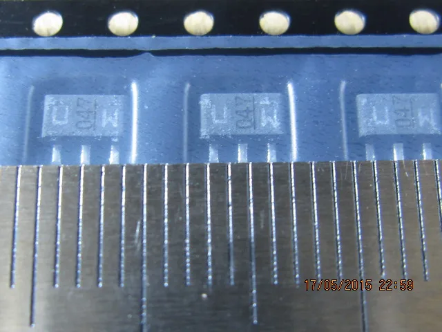 20 pz 2 sk3078a SOT-89 UW 2 sk3078 originale In magazzino