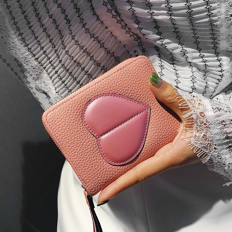 

Big Capacity Fashion Women Wallets Short Cute Embroidery Retro PU Leather Heart Shaped Wallet Clutch Coin Purse Ladies 98