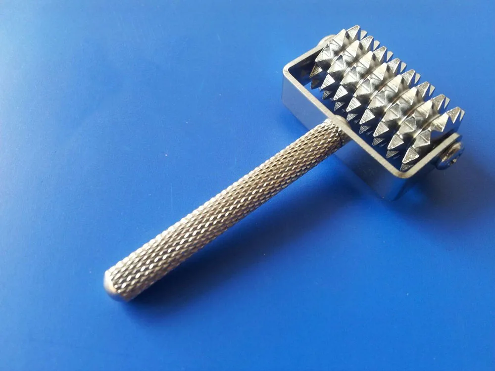 Beauty roller Remove cosmetic 65 mm long South Korea imported metal roller high quality beauty tools