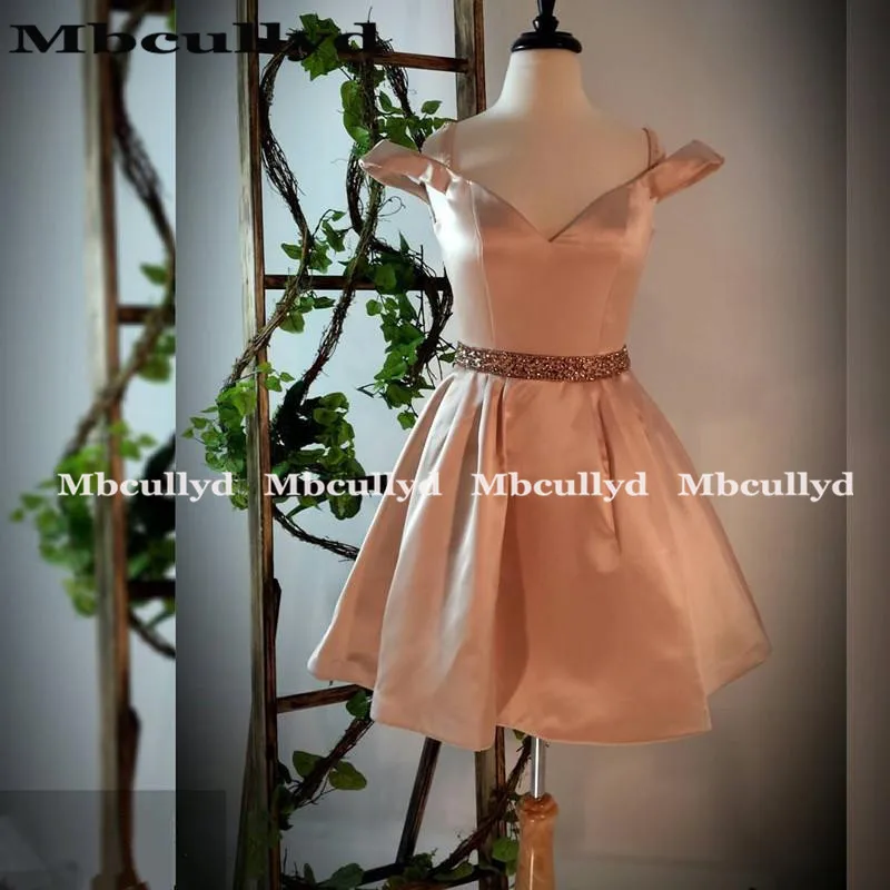 Mbcullyd Short Satin Cocktail Dresses Plus Size Off Shoulder Short Mini Cheap Simple Arabic Formal Evening Party Dress Free Ship