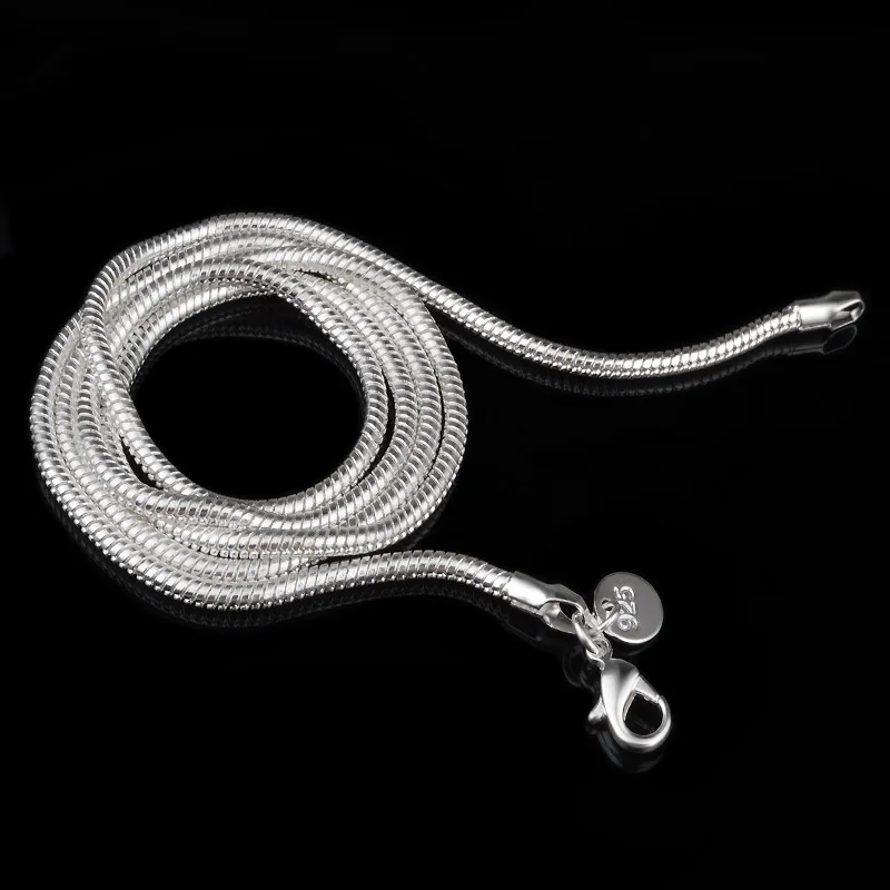 OMHXZJ Atacado Personalidade Moda Unisex Party Wedding Gift Prata 2.4MM Cobra Cadeia 925 Sterling Silver Cadeia Colar NC168