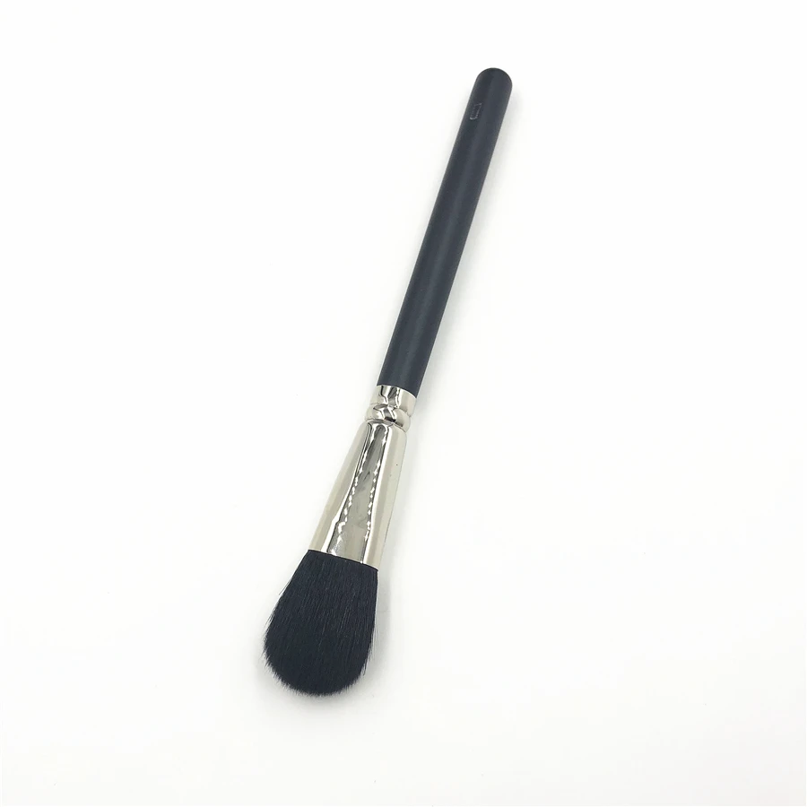 

Professional #116 Natural Goat Hair Big Blush Brush Blusher Higlighting Contour Makeup Brush Soft