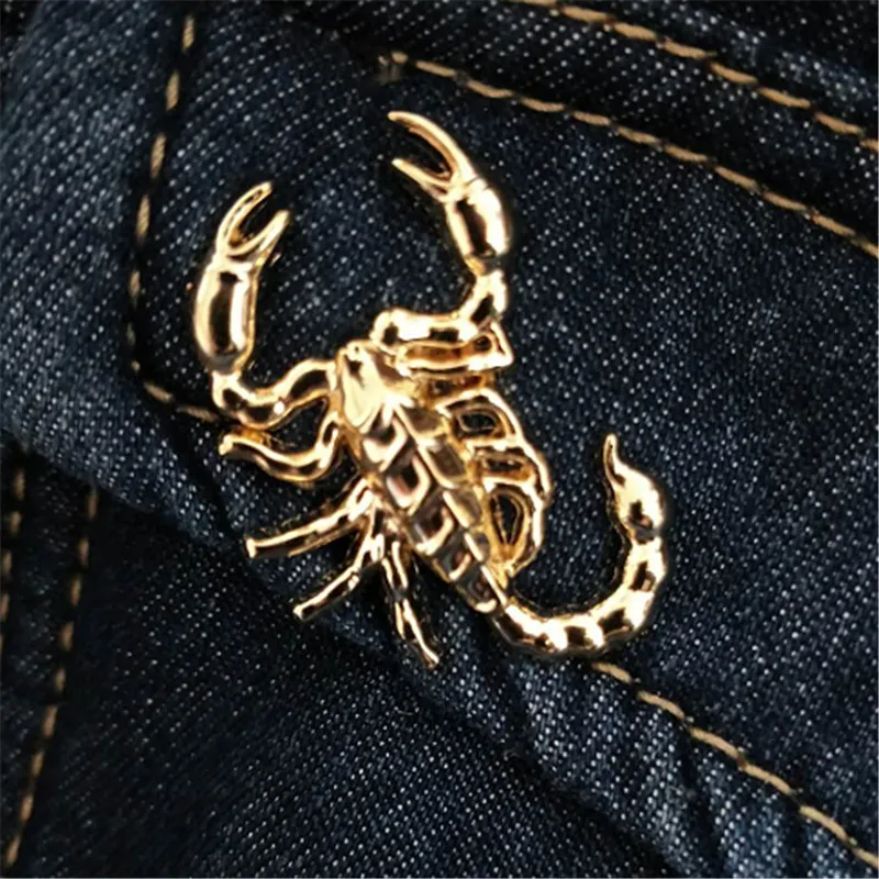 Exaggeration Badges Purple Scorpion Brooches For Women Sexy Jewelry Enamel Esmalte Insect Centipede Brooch Hijab Pins Bijoux