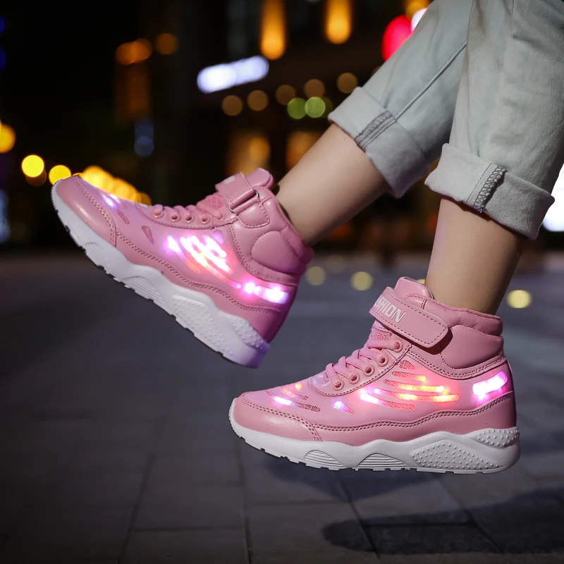 Wujek Jerry buty Led dla dziecka USB chargering Light Up chłopięce buty sportowe typu Sneakers dziewczyny świecące buty mody szkoła wygodne na co dzień