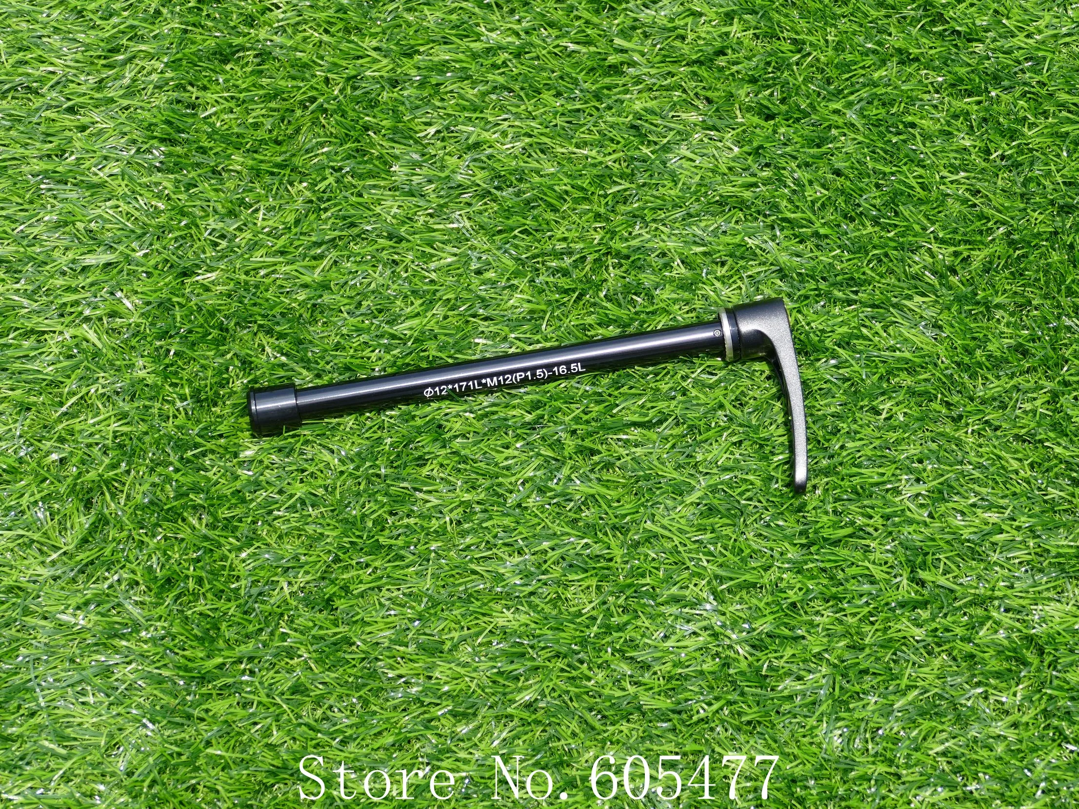 2019  Brand New Axle for Bike Frame  Material : Alloy Thru-axle 142mm * 12mm For Rear Fork