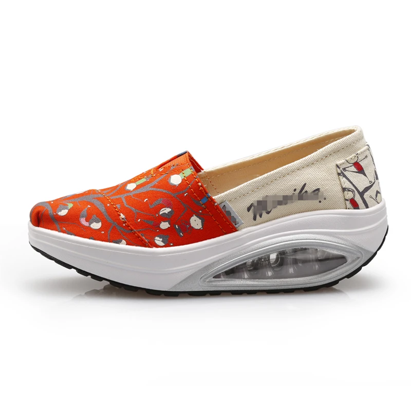 BeckyWalk Spring Ladies Shoes Canvas Sneakers Women Shoes Loafers Casual Height Increasing Swing Shoes sapato feminino WSH2927