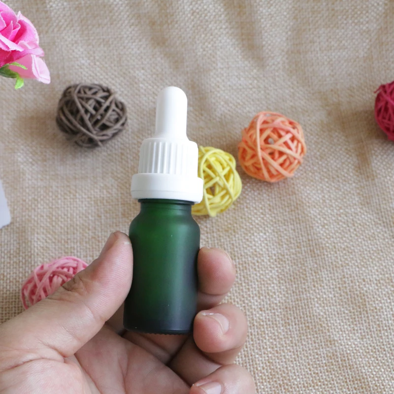 10 ml Groene Fles Dropper Navulbare Thee Tree Olie Essentiële Aromatherapie Parfum Container Vloeibare Pipet Fles 150 stks