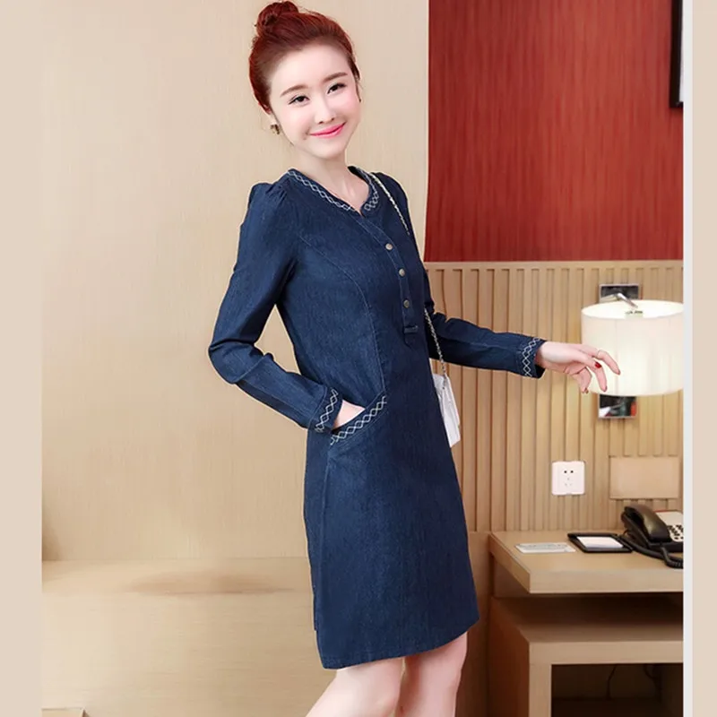 UHYTGF Korean Fashion Women Spring Autumn Denim Dress Long Sleeve Mini Dress Embroidered Pocket Female 5XL Big Size Dresses 240