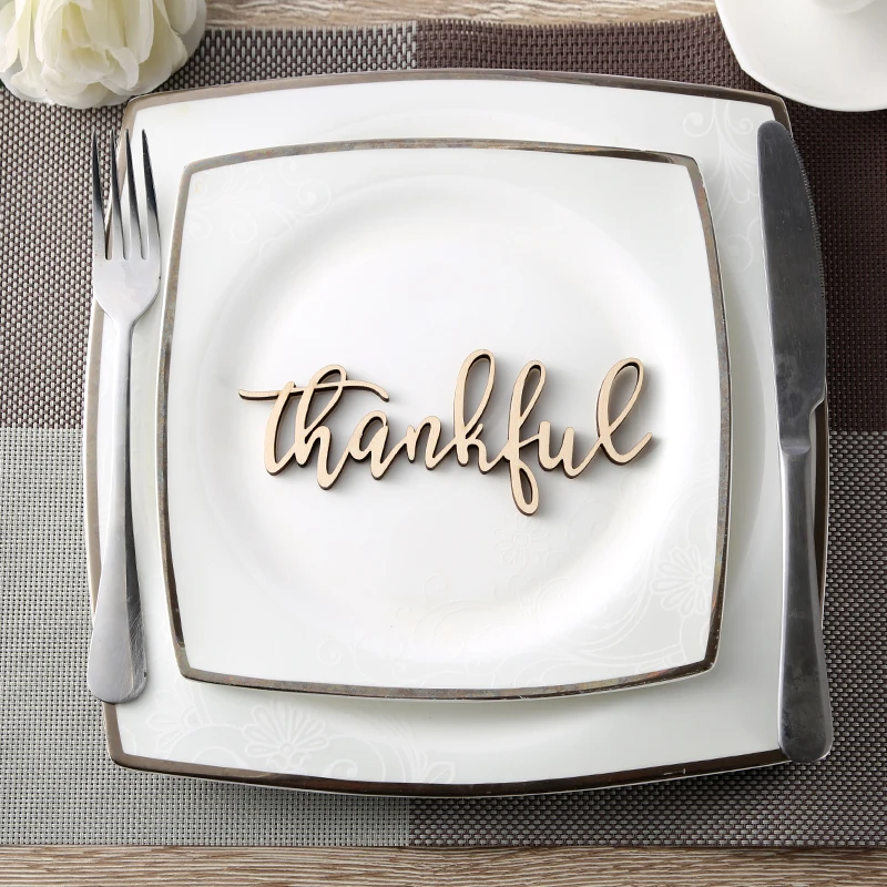 

Thankful Place Cards,Thanksgiving Name Plates,Thanful Wooden Word, Holiday Decor,Thanksgiving Place settings, Wood Thankful Sign