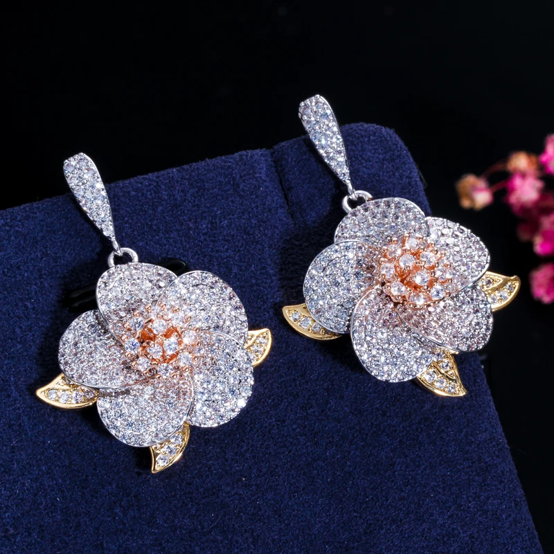 CWWZircons 3 Tone Rose Gold Color Full Micro Pave Cubic Zirconia Ladies Flower Pendant Necklace and Earrings Jewelry Sets T063