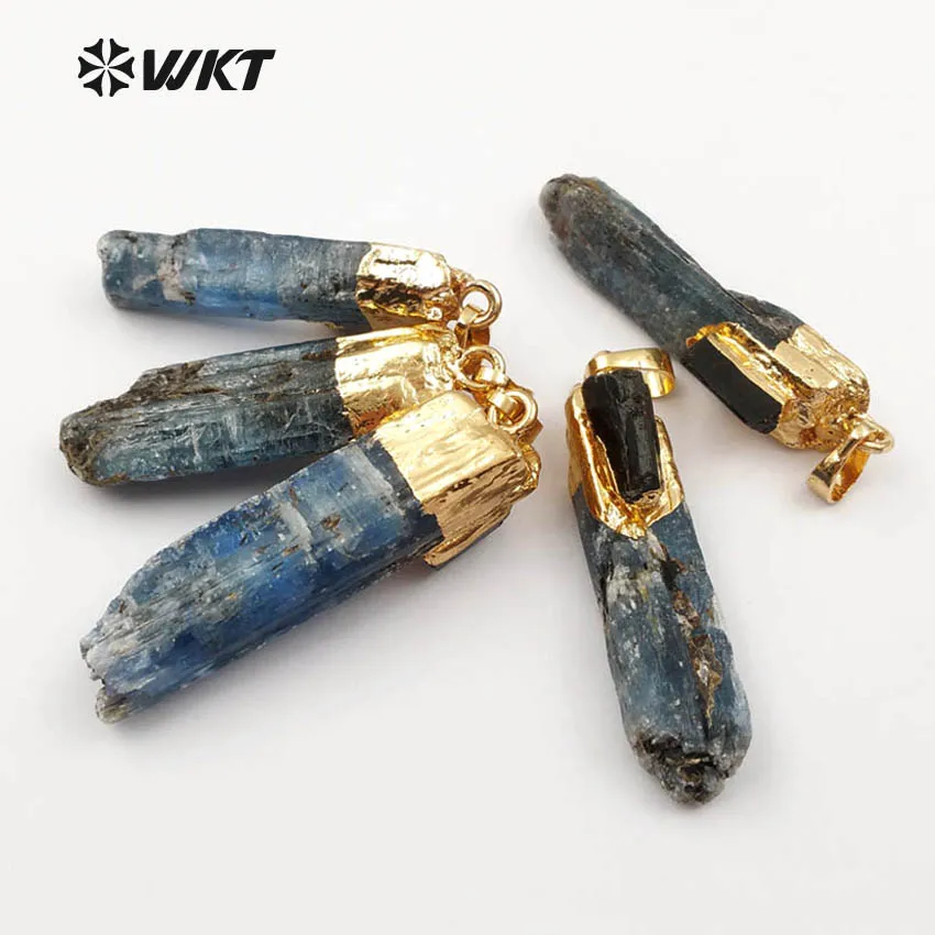 WT-P1391 Vintage Style Irregular Shape Natutal Blue Kyanite With Tourmaline Charms Gold Capped Pendant For Women Jewelry Making