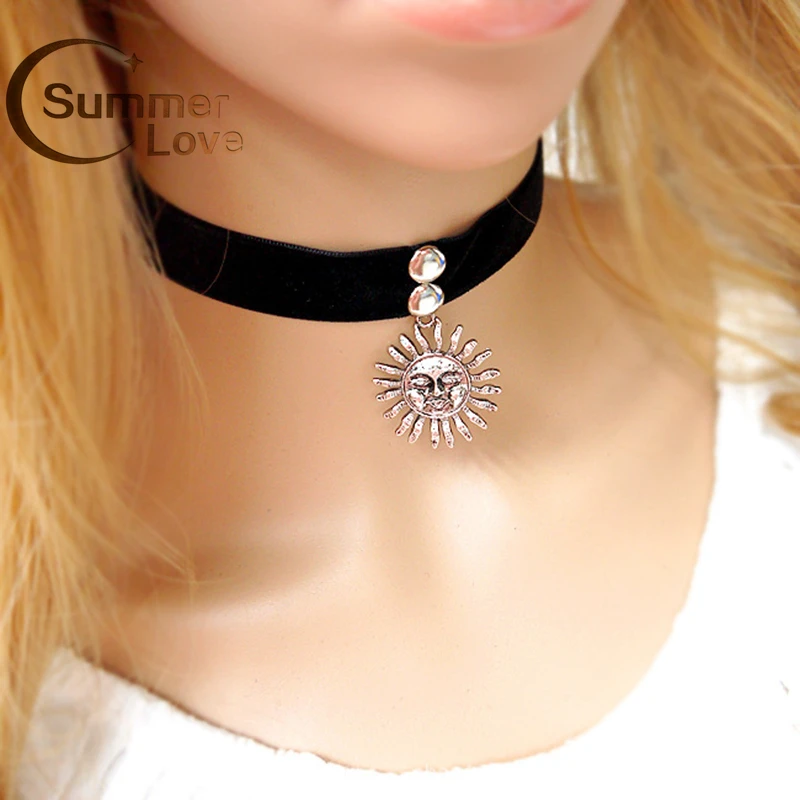 Gothic Style Sun Choker Necklace for Women Girls Retro Sun Pendant Black Suede Choker Necklace On The Neck Collier Femme Bijoux