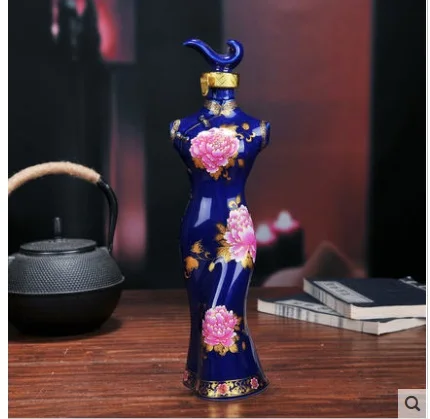 Jingdezhen purple robe 0.5 kg outfit ceramic bottle is 0.5 kg of four cheongsam beauty JinHe packing seal wine wine jar