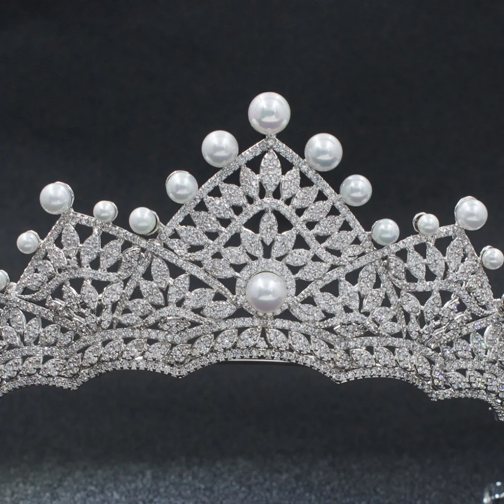 High Quality Classic CZ Cubic Zirconia Wedding Bridal Silver Tone Tiara Crown Diadem Women Hair Jewelry Accessories S00016