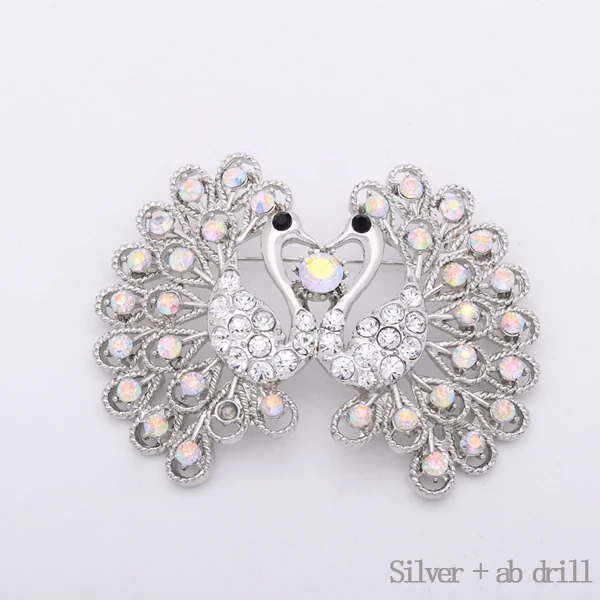 mziking new Fashion Jewelry Gold animal peacock brooch Rhinestone Channel Brooch white peacock brooches for women dress  X1535