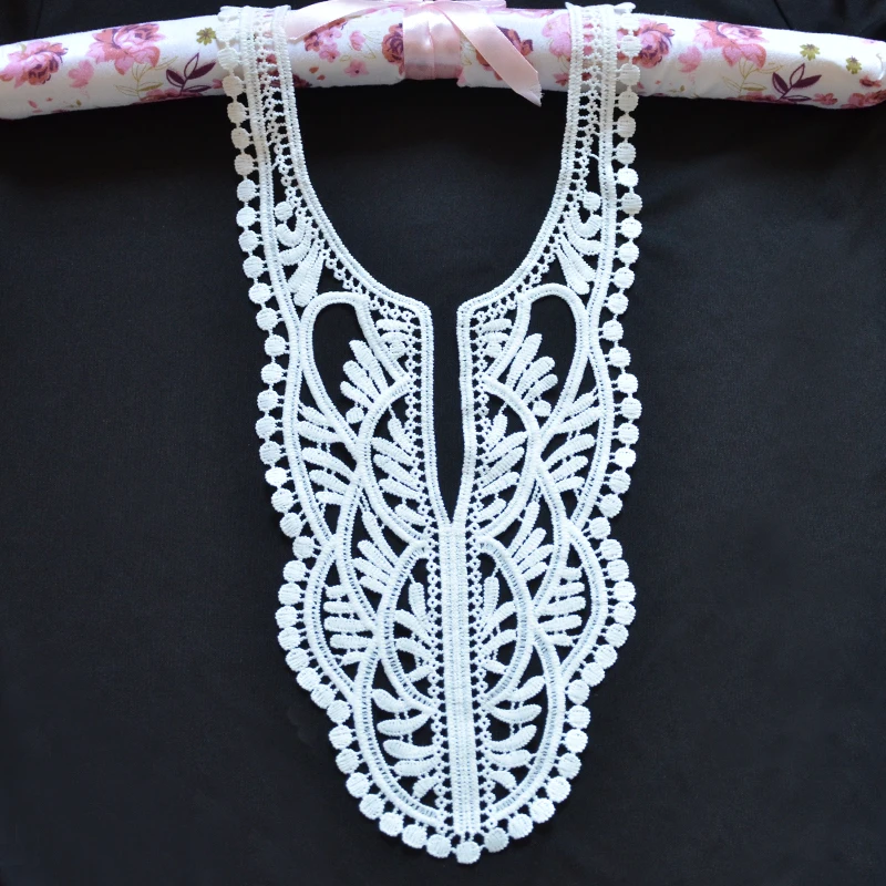 2 Embroidered White Color Lace Neckline Collar Applique Motif Patches Scrapbooking Embossed Sewing Accessories ZQB124