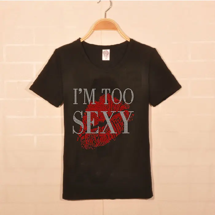 

2pc/lot I AM TOO SEXY LIP iron on crystal transfers design hot fix rhinestone applique sticker hot fix motif for shirt