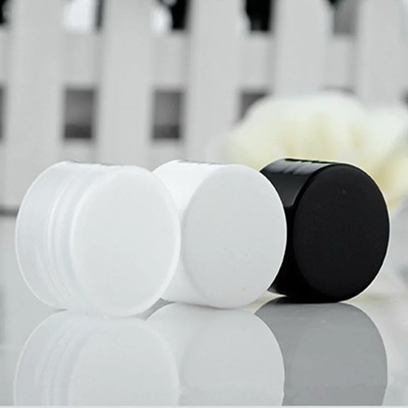 Bouteille vide en PET ambre de 100ml, 120ml, 150ml, 50 pièces/lot, bouteille en plastique marron à épaule plate avec couvercle transparent noir et blanc et bouchon intérieur