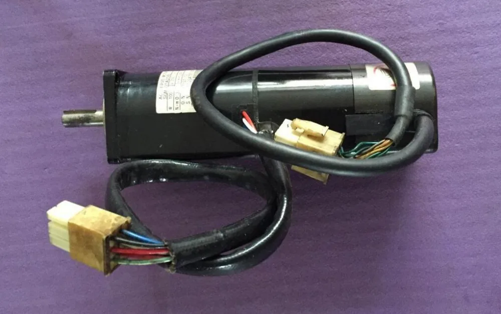 

Used in good condition servo motor SGM-01A316C