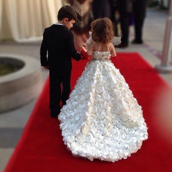 

Flower Girls Dresses Full Handmade Rose Flowers Princess Ball Gown Sleeveless Girls Pageant Dress Kids Wedding Party Wear