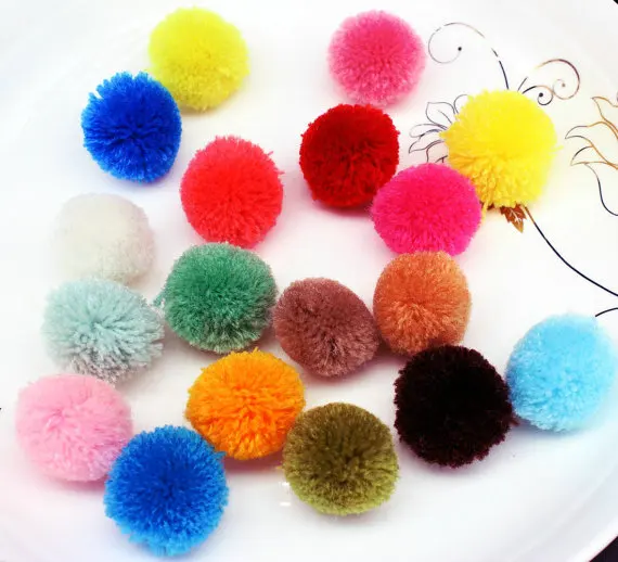 15pcs Yarn Pom Poms Crafty Jewelry Making Decoration Party handmade pom poms, Beautiful Mixed Colors Yarn pompom around 3cm