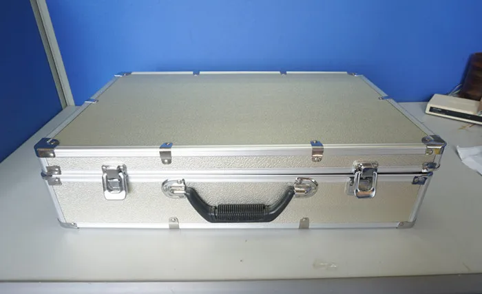 500-950MHz 8 Channels uhf antenna splitter Directional amplifier Distributor Wireless microphone mic Antenna Distribution