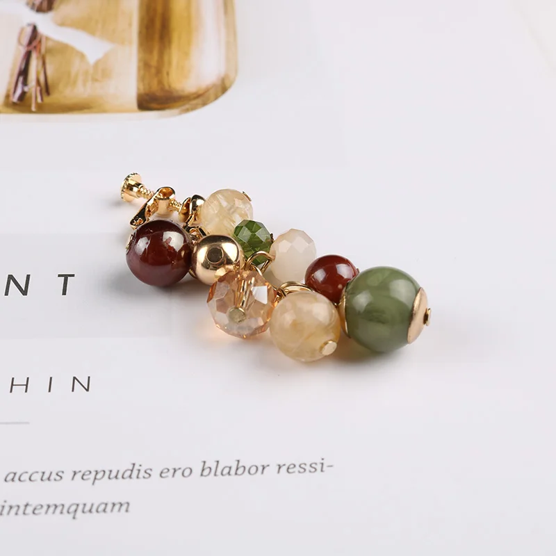 Colorful Acrylic Swirl Beads Clip on Earrings Without Piercing Personality for Women Girl Prom Party Fashion Earrings Jewelry