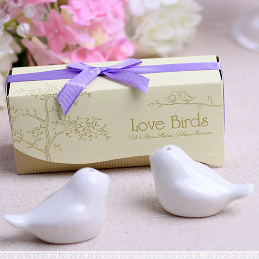 2Pcs/Pack Love Birds Ceramic Shaker Spice Jar Kitchen Spice Tools Wedding Party Gifts Bird Salt Pepper Shaker Kitchen Tools