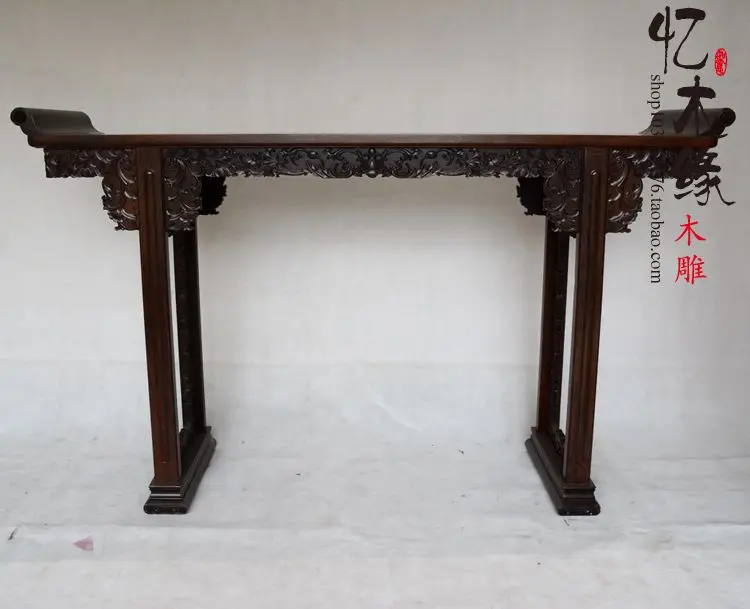 Ebony Ganoderma Chudo console table of classical Chinese antique Buddha altar altar Taiwan mahogany wood furniture