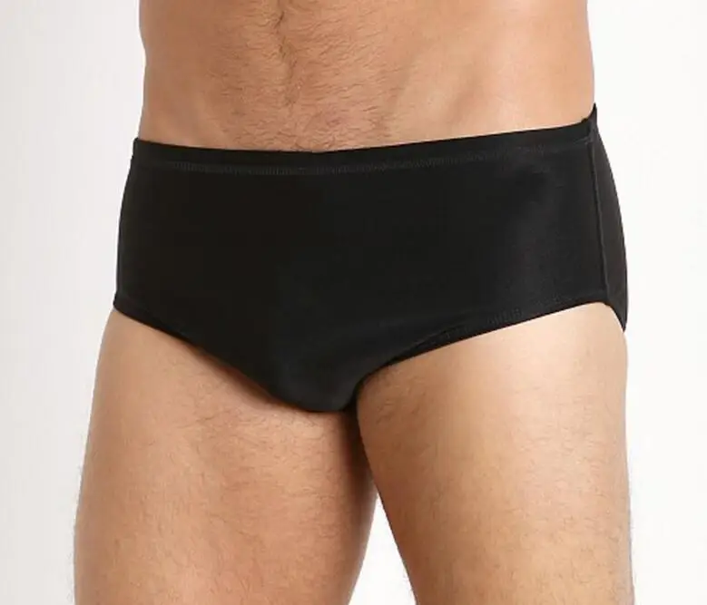 Men\'s swimming trunks Low-waisted flat-horn swimsuit Super speed dry sexy bikini Private customized
