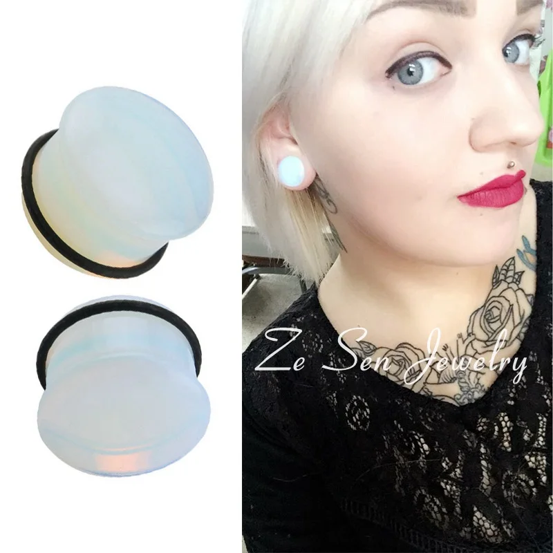 Natural Opalite Stone Ear Plugs Tunnels Hot Fashion Ear Gauges Piercing Ear Tunnel Expander Women Men Ear Stretcher Body Jewelry